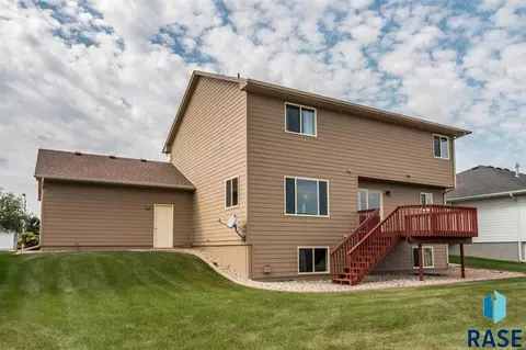 Undisclosed, Sioux Falls, SD 57106 photo 26