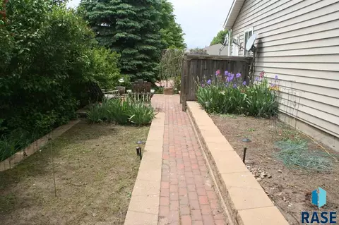 604 Fairway Dr, Dell Rapids, SD 57022 photo 33