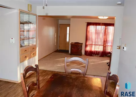 206 E 8th St, Dell Rapids, SD 57022 photo 8