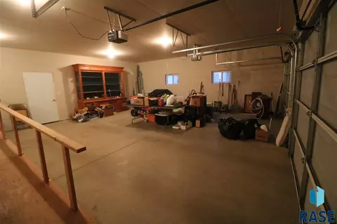 804 Blackstone Pl, Hurley, SD 57036 photo 15