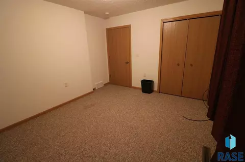 804 Blackstone Pl, Hurley, SD 57036 photo 9