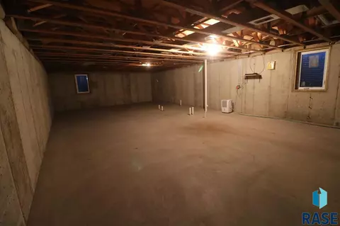 804 Blackstone Pl, Hurley, SD 57036 photo 17