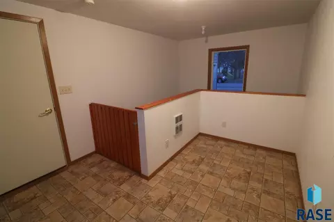 804 Blackstone Pl, Hurley, SD 57036 photo 4