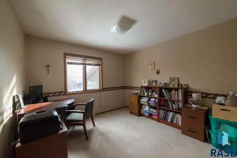 1010 NE 8th St, Madison, SD 57042 photo 31