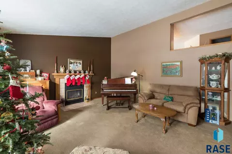 1010 NE 8th St, Madison, SD 57042 photo 20