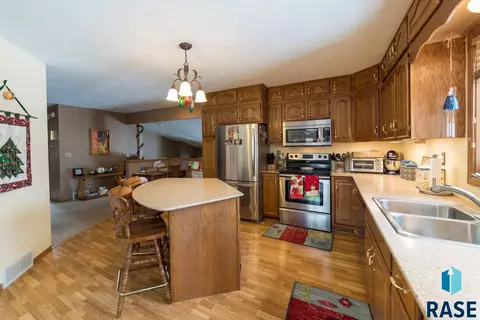 1010 NE 8th St, Madison, SD 57042 photo 18