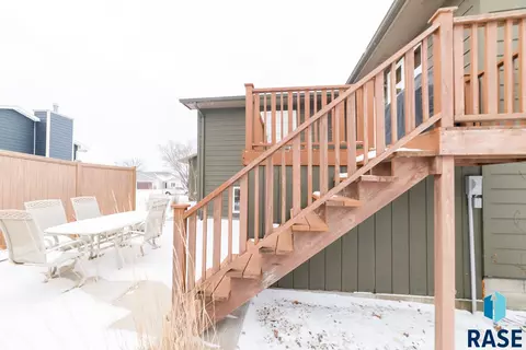 1010 NE 8th St, Madison, SD 57042 photo 9