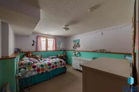 1010 NE 8th St, Madison, SD 57042 photo 32