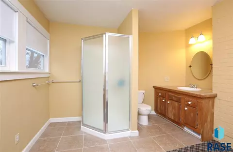 615 N Broadway St, Canton, SD 57013 photo 11