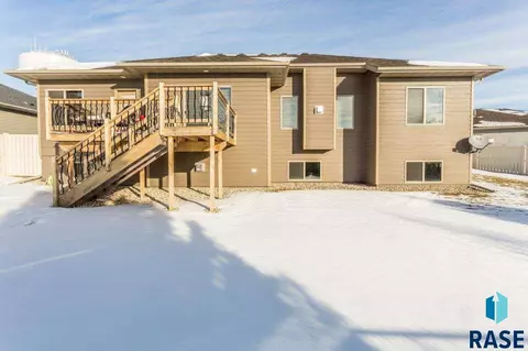 2239 E Stone Pointe Cir, Sioux Falls, SD 57108 photo 30