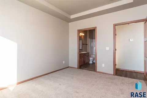 8205 W Monroe Pl, Sioux Falls, SD 57106 photo 16