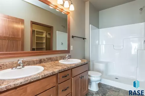 8205 W Monroe Pl, Sioux Falls, SD 57106 photo 18