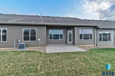 8205 W Monroe Pl, Sioux Falls, SD 57106 photo 21