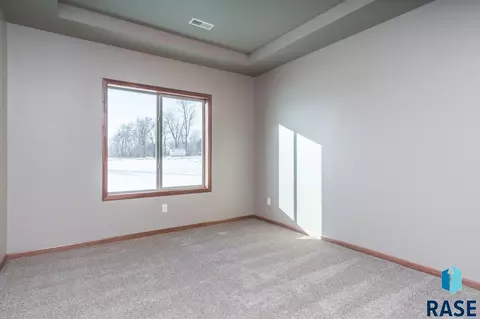 8205 W Monroe Pl, Sioux Falls, SD 57106 photo 15