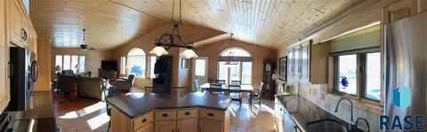25403 485th Ave, Garretson, SD 57030 photo 9