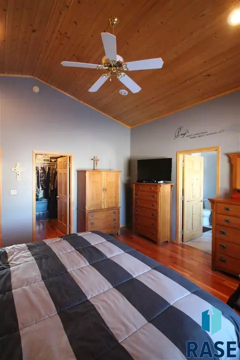 25403 485th Ave, Garretson, SD 57030 photo 16