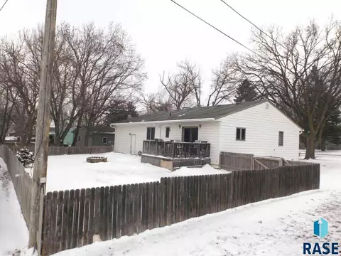 2100 E 30th St N, Sioux Falls, SD 57104 photo 22