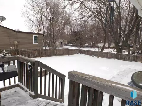 2100 E 30th St N, Sioux Falls, SD 57104 photo 23