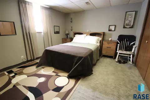 1811 E 14th St, Sioux Falls, SD 57103 photo 6