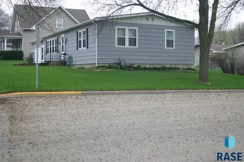301 E Wall St, Jasper, MN 56144 photo 21