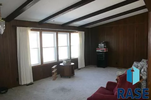 301 E Wall St, Jasper, MN 56144 photo 4