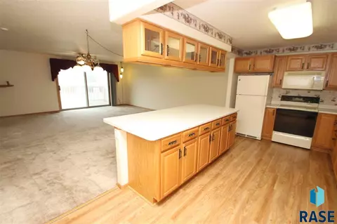 3710 E Peony Pl #201, Sioux Falls, SD 57103 photo 5