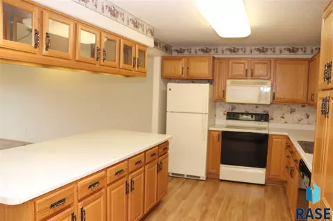 3710 E Peony Pl #201, Sioux Falls, SD 57103 photo 4