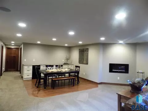 2401 E Yorkshire St, Sioux Falls, SD 57108 photo 26