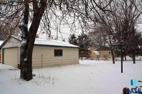 1605 N Mable Ave, Sioux Falls, SD 57103 photo 19