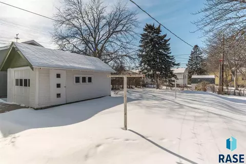 103 N Euclid Ave, Sioux Falls, SD 57104 photo 3