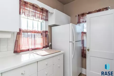 103 N Euclid Ave, Sioux Falls, SD 57104 photo 6