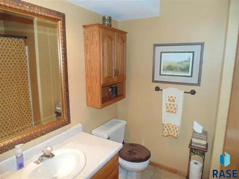 4709 S Kyle Ave, Sioux Falls, SD 57103 photo 12