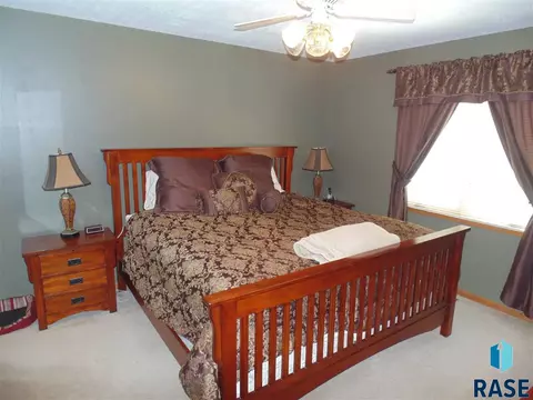 4709 S Kyle Ave, Sioux Falls, SD 57103 photo 13