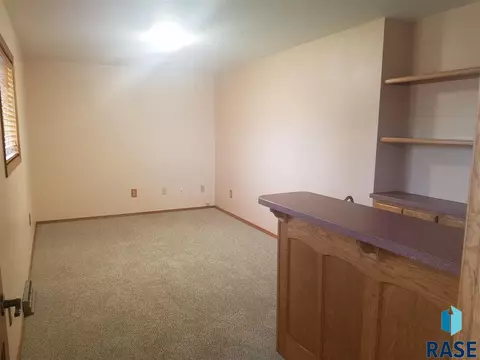 541 S Hill St, Salem, SD 57058 photo 16