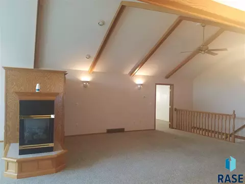 541 S Hill St, Salem, SD 57058 photo 11