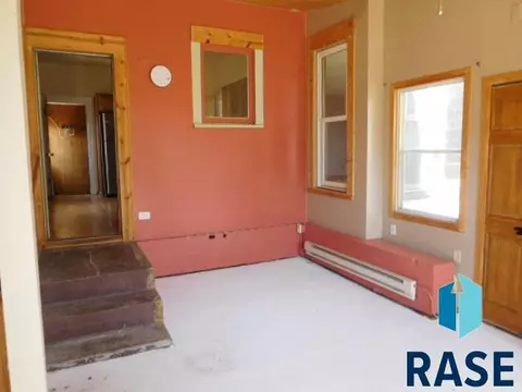517 N Duff St, Mitchell, SD 57301 photo 14