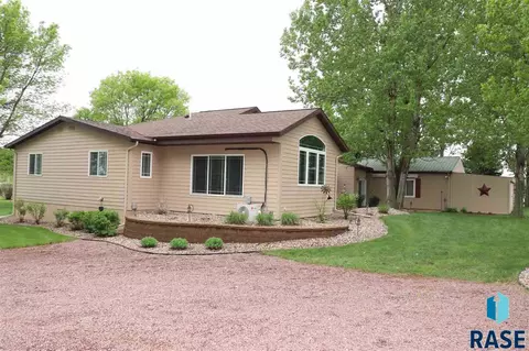 48198 Kim Cir, Brandon, SD 57005 photo 32