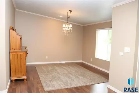 48198 Kim Cir, Brandon, SD 57005 photo 13
