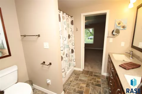 48198 Kim Cir, Brandon, SD 57005 photo 20