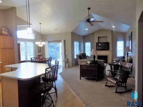 7300 S Hoffman Pl, Sioux Falls, SD 57108 photo 22