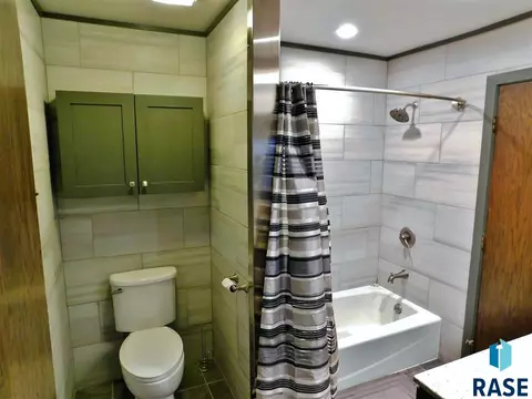 4516 S Glenview Rd, Sioux Falls, SD 57103 photo 16