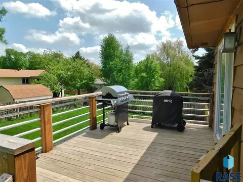 4516 S Glenview Rd, Sioux Falls, SD 57103 photo 10