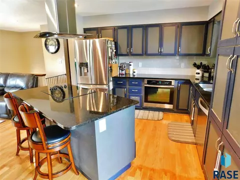 4516 S Glenview Rd, Sioux Falls, SD 57103 photo 8