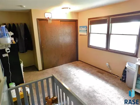 4516 S Glenview Rd, Sioux Falls, SD 57103 photo 19