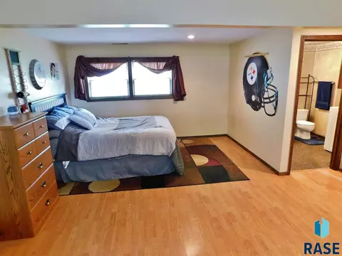 4516 S Glenview Rd, Sioux Falls, SD 57103 photo 24