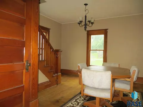 204 E 3rd St, Dell Rapids, SD 57022 photo 3