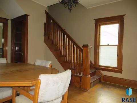 204 E 3rd St, Dell Rapids, SD 57022 photo 4