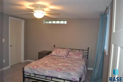 183 E 2nd St, Parker, SD 57053 photo 17
