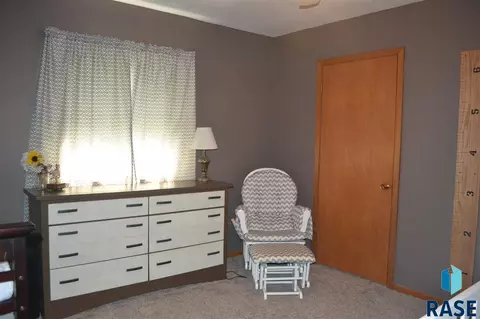 183 E 2nd St, Parker, SD 57053 photo 9