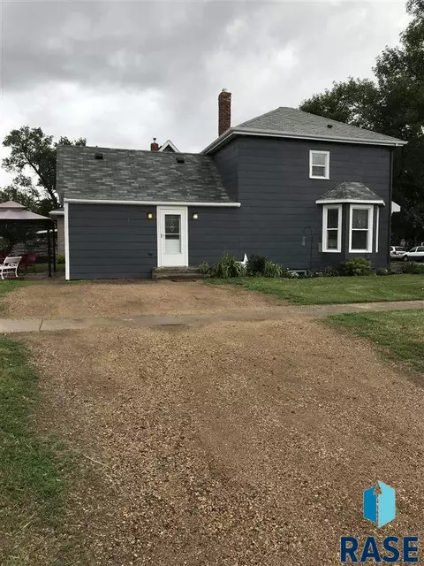 121 S Blanche Ave, Madison, SD 57042 photo 29